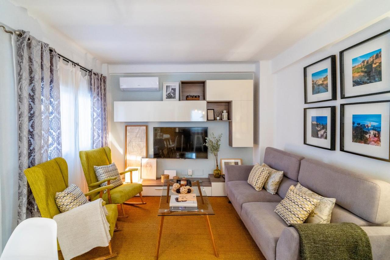 شقة New Luxury House In The Center! Nuevo Piso De Lujo En El Centro. مالقة المظهر الخارجي الصورة